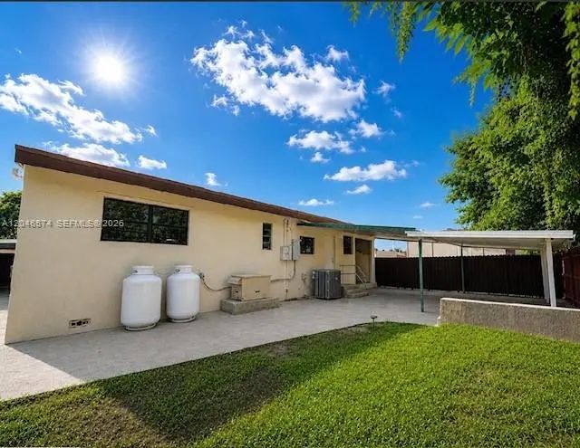 5 of 22 - 620 Nw 182nd Terrace, Miami Gardens, FL