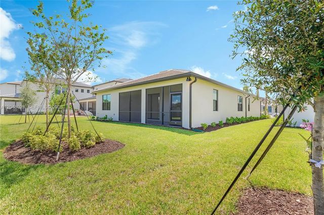 3 of 16 - 4480 Gramercy Drive, Oakland Park, FL