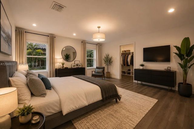 2 of 27 - 4740 N 31st Court, Hollywood, FL