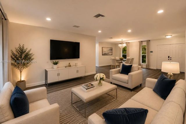 4 of 27 - 4740 N 31st Court, Hollywood, FL