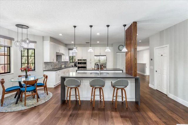 4 of 49 - 2802 Kinsington Circle #27-4, Weston, FL