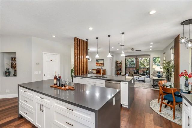 5 of 49 - 2802 Kinsington Circle #27-4, Weston, FL