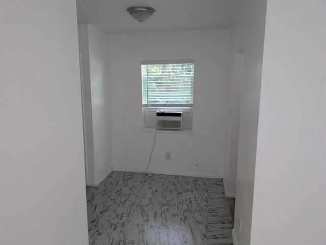 2 of 14 - 1420 Nw 5th Avenue, Fort Lauderdale, FL
