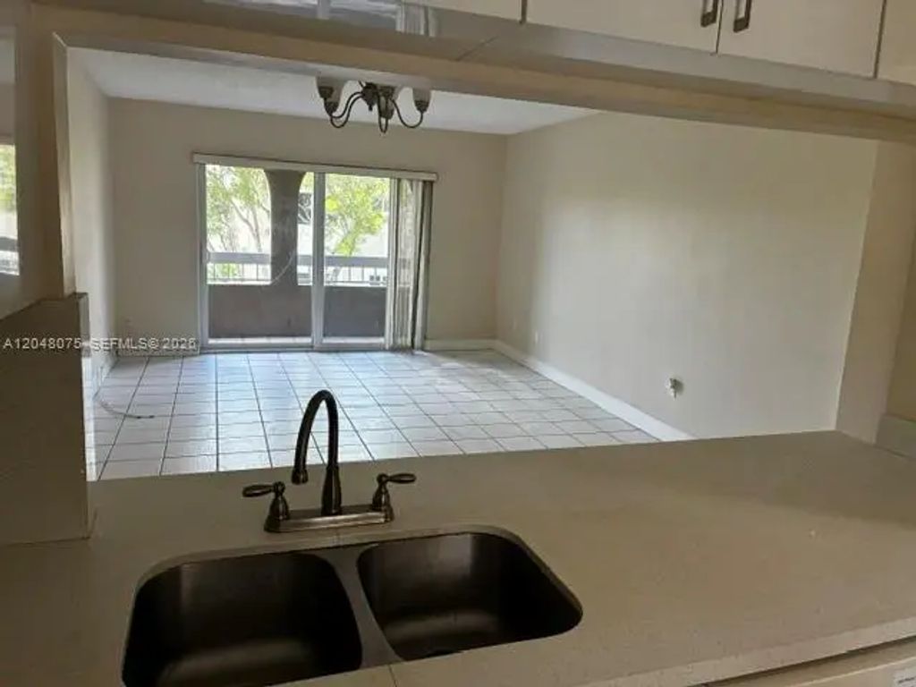 7830 Camino Real #k310, Miami