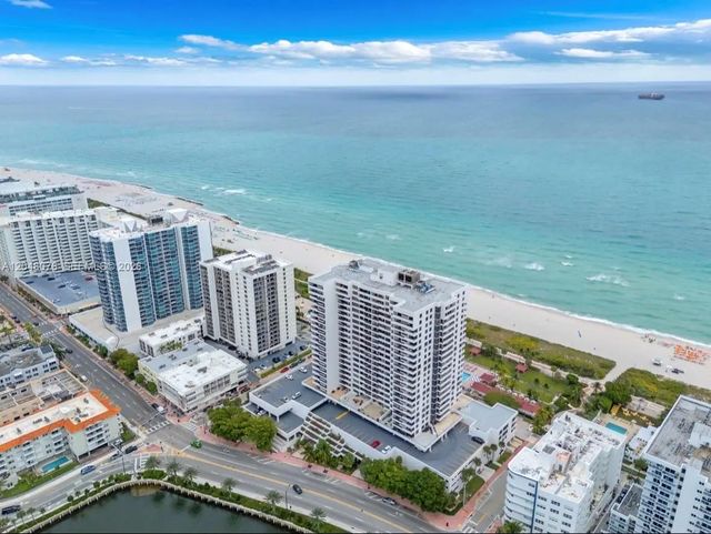 4 of 41 - 2555 Collins Avenue #1101, Miami Beach, FL