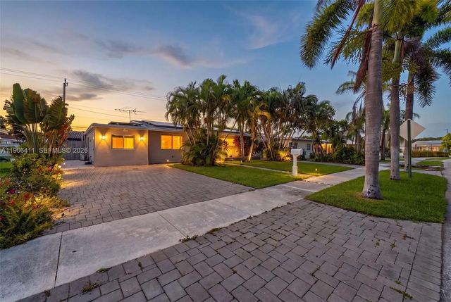 2 of 24 - 717 Se 2nd Street, Deerfield Beach, FL