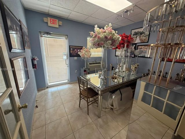 3 of 24 - 5921 Nw 176th Street #9, Hialeah, FL