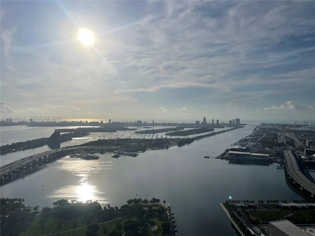 900 Biscayne Boulevard #5505, Miami