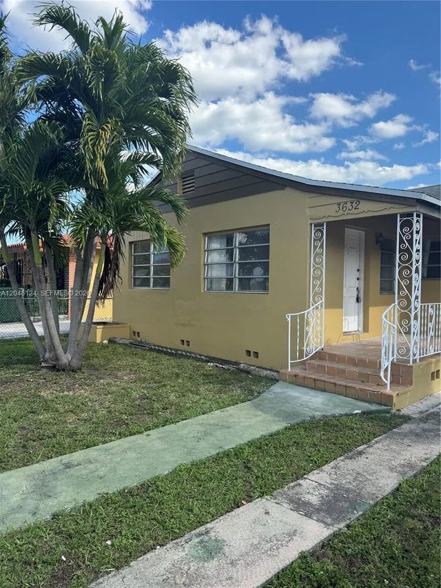 3632 Sw 25th Street, Miami