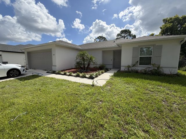 1001 Happiness Avenue Sw, Palm Bay