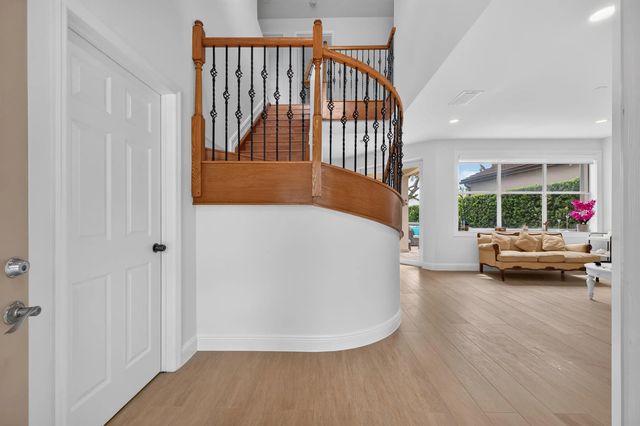 5 of 44 - 229 E Bayridge Drive, Weston, FL