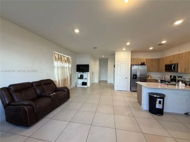 3 of 20 - 159 Ne 13th Terrace, Homestead, FL
