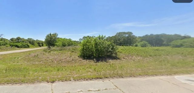 3 of 5 - 1118 Silverfish Drive, Banyan Village, FL