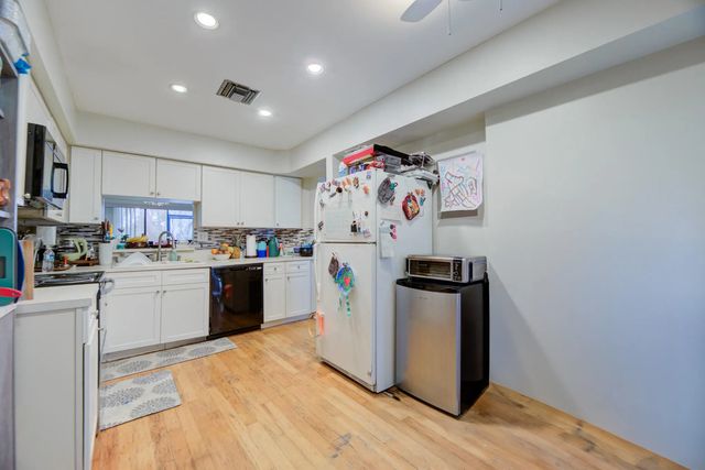 4 of 25 - 5201 Ne 14th Terrace #3, Fort Lauderdale, FL