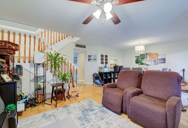 5 of 25 - 5201 Ne 14th Terrace #3, Fort Lauderdale, FL