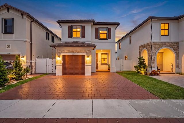11024 W 35th Lane, Hialeah
