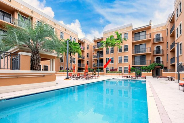 3 of 79 - 511 Lucerne Avenue #312, Lake Worth Beach, FL
