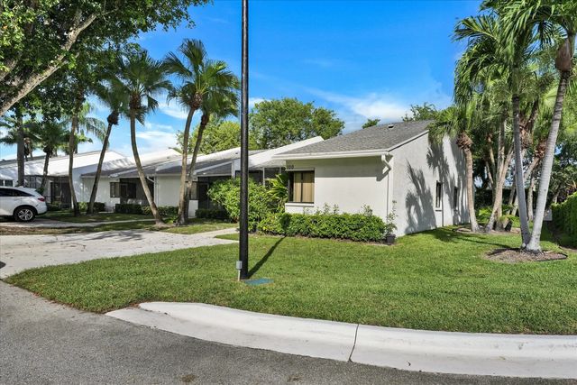 4 of 34 - 100 Sunshine Boulevard, Royal Palm Beach, FL