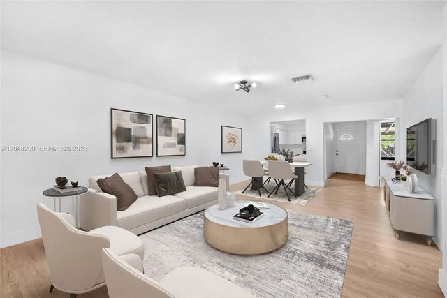 7022 Sw 19th Court, North Lauderdale