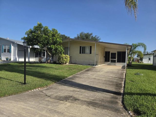 2 of 32 - 6937 Se Delegate Street, Hobe Sound, FL