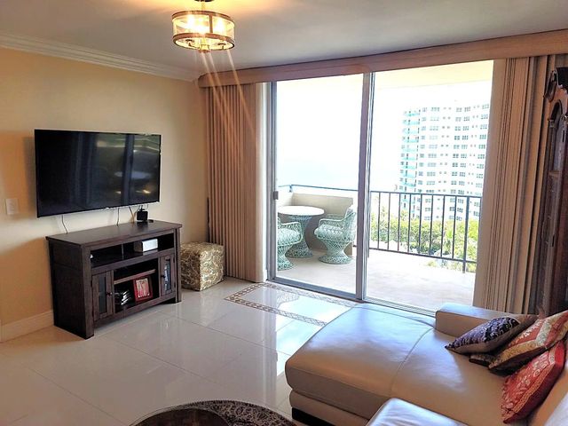 5 of 18 - 2000 S Ocean Boulevard #10k, Lauderdale-By-The-Sea, FL