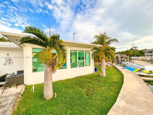 4 of 21 - N/A, North Miami, FL