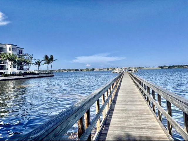 2 of 25 - 621 Windward Circle S, Boynton Beach, FL
