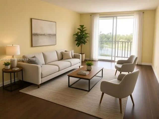3 of 8 - 3001 W Rolling Hills Circle #701, Davie, FL