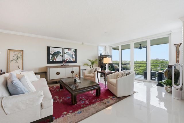 2 of 47 - 3510 Oaks Way #703, Pompano Beach, FL