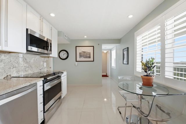 4 of 47 - 3510 Oaks Way #703, Pompano Beach, FL