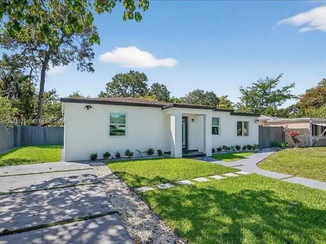2 of 18 - 1010 Ne 138th Street, North Miami, FL