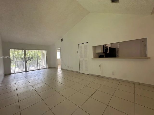 3 of 10 - N/A, Miami, FL