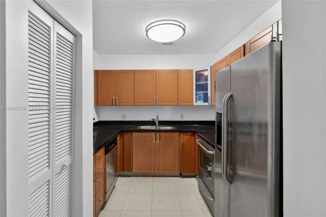 5 of 33 - 652 Ne 63rd Street #103, Miami, FL