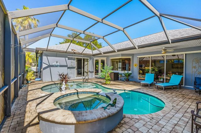 4 of 36 - 228 Oak Hammock Circle Sw, Vero Beach, FL