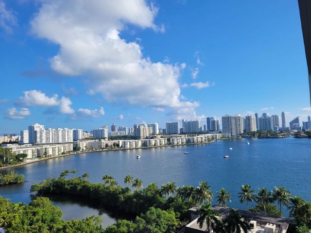 17301 Biscayne Boulevard #1202, North Miami Beach