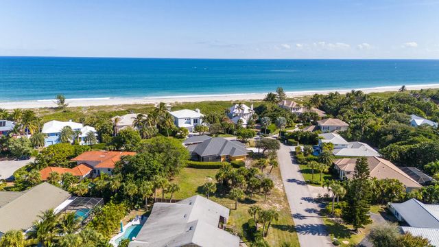 1370 White Heron Lane, Vero Beach