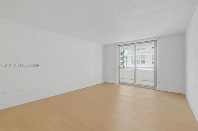 5 of 21 - 5555 Collins Avenue #7b, Miami Beach, FL