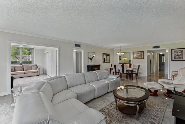 3 of 52 - 4020 W Palm Aire Drive #106, Pompano Beach, FL