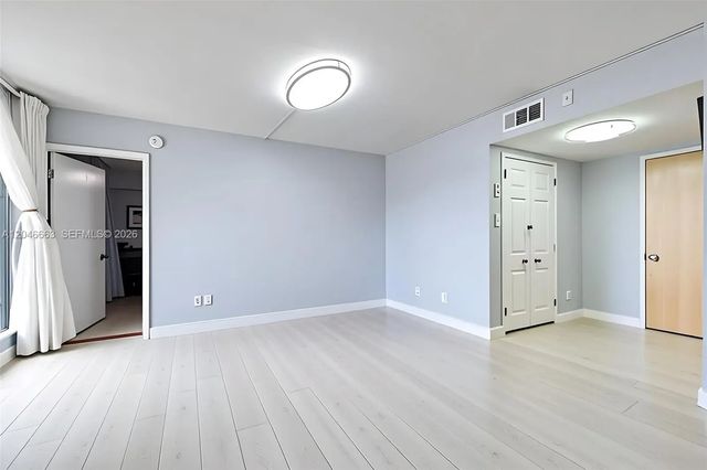 2 of 13 - 2075 Sw 122nd Avenue #505, Miami, FL
