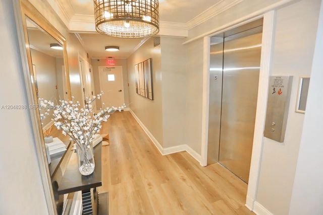 5 of 51 - 9660 W Bay Harbor Drive #5a, Bay Harbor Islands, FL