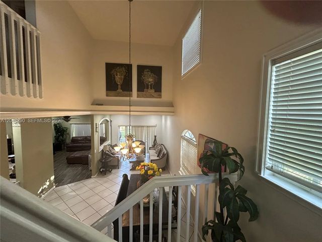 3 of 29 - 10386 Nw 7th Street, Coral Springs, FL