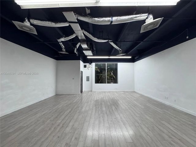 3 of 5 - 2185 Ne 163rd Street, North Miami Beach, FL