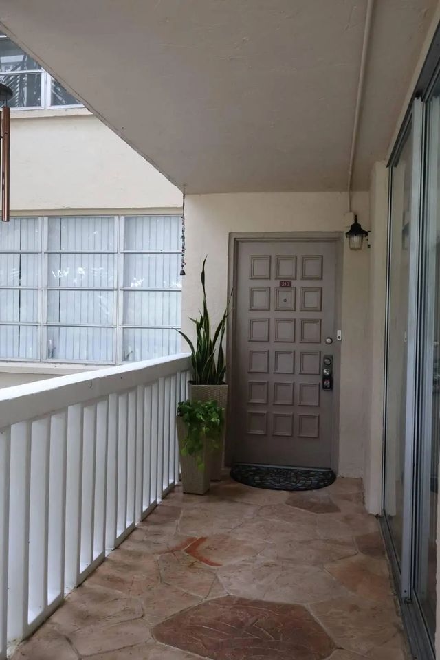 3 of 35 - 7011 Environ Boulevard #210, Lauderhill, FL