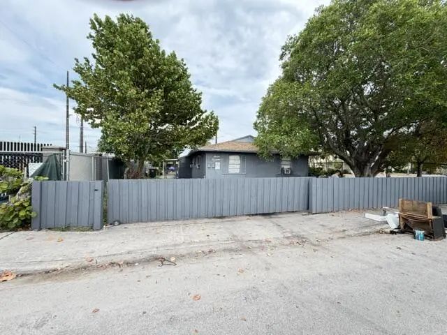 714 S H Street, Lake Worth Beach