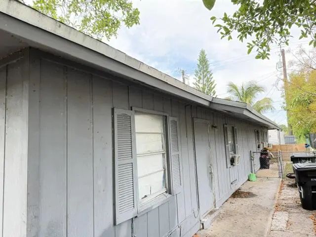 5 of 76 - 714 S H Street, Lake Worth Beach, FL