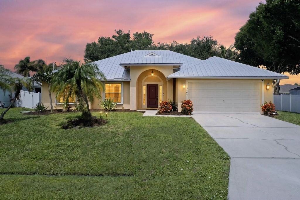 3408 Sw Funtuna Street, Port St. Lucie