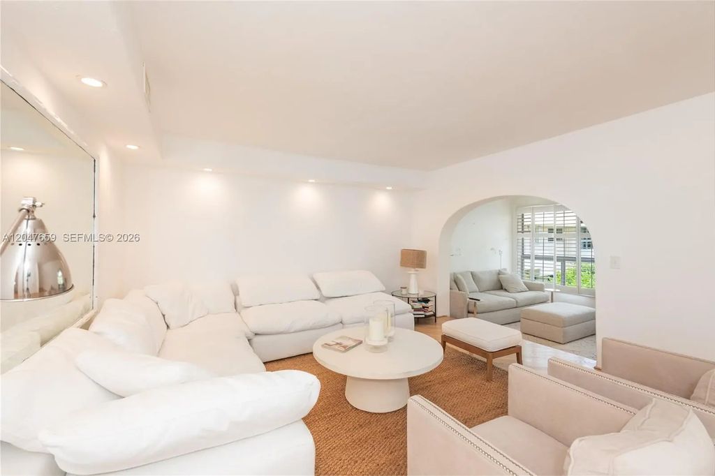 9940 Collins Avenue #10, Bal Harbour