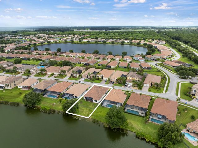 5 of 61 - 1774 Belmont Circle Sw, Vero Beach, FL