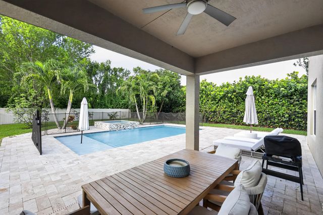 3 of 32 - 7050 Limestone Cay Road, Limestone Creek, FL
