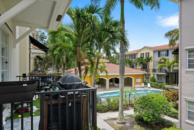 2 of 38 - 127 Greenwich Circle, Jupiter, FL
